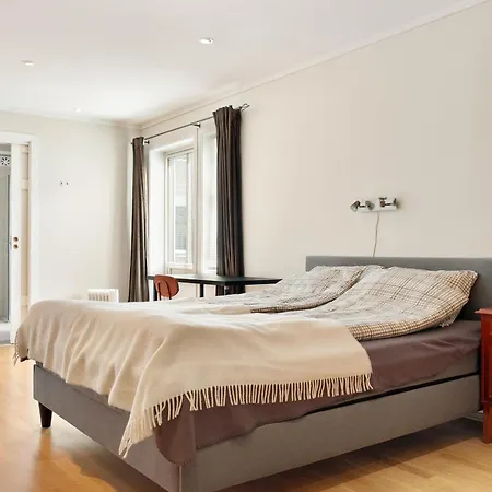 Apartment 4-bedroom With Balcony Odda