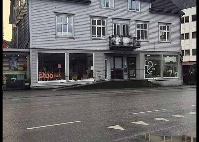 4-bedroom With Balcony