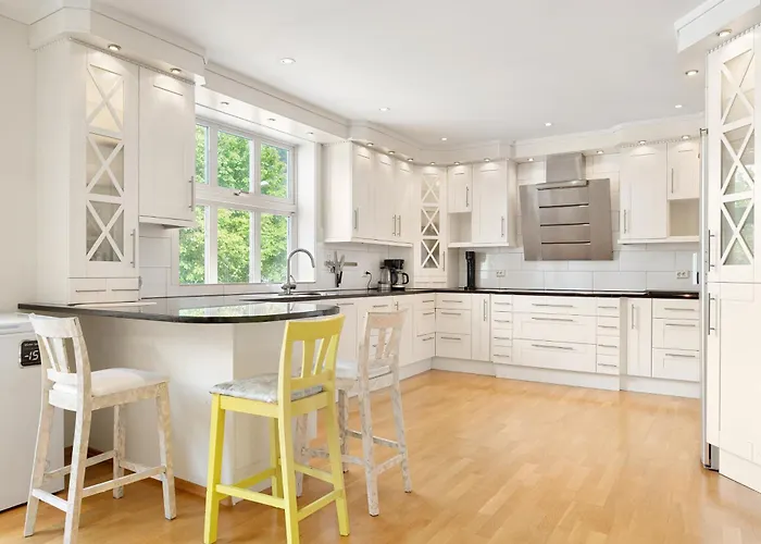 Apartman 4-bedroom With Balcony Odda